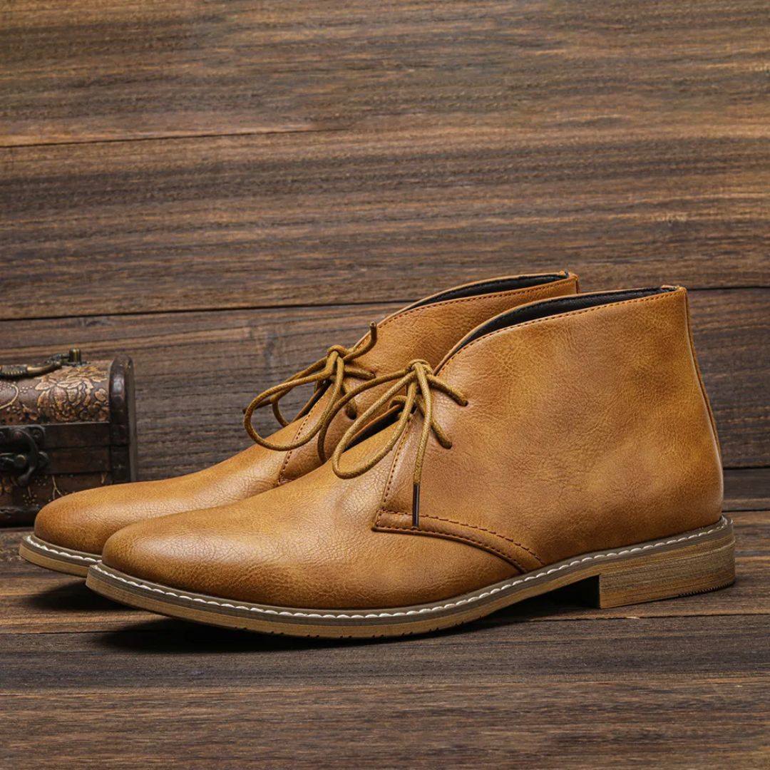 Cambridge - Timeless Chukka Boots