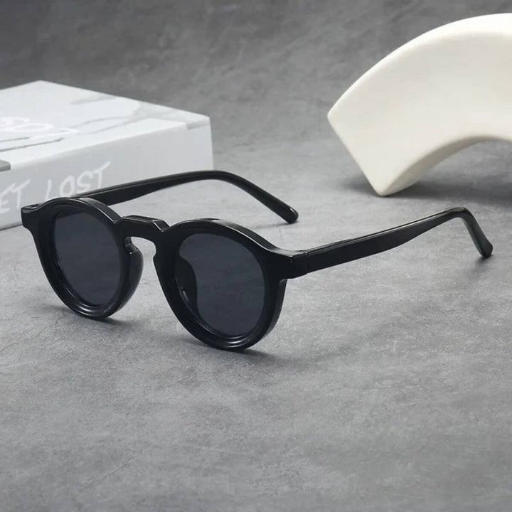 Finn - Retro Round Sunglasses